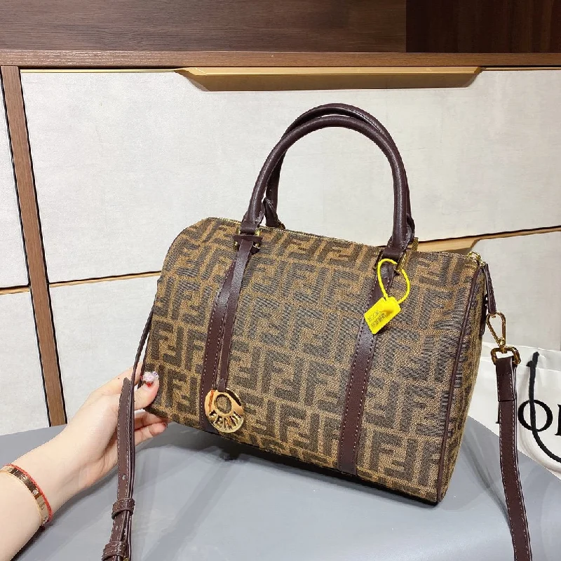 Luxury bags with chain strapsNEW Arrival Bags Fendi 149