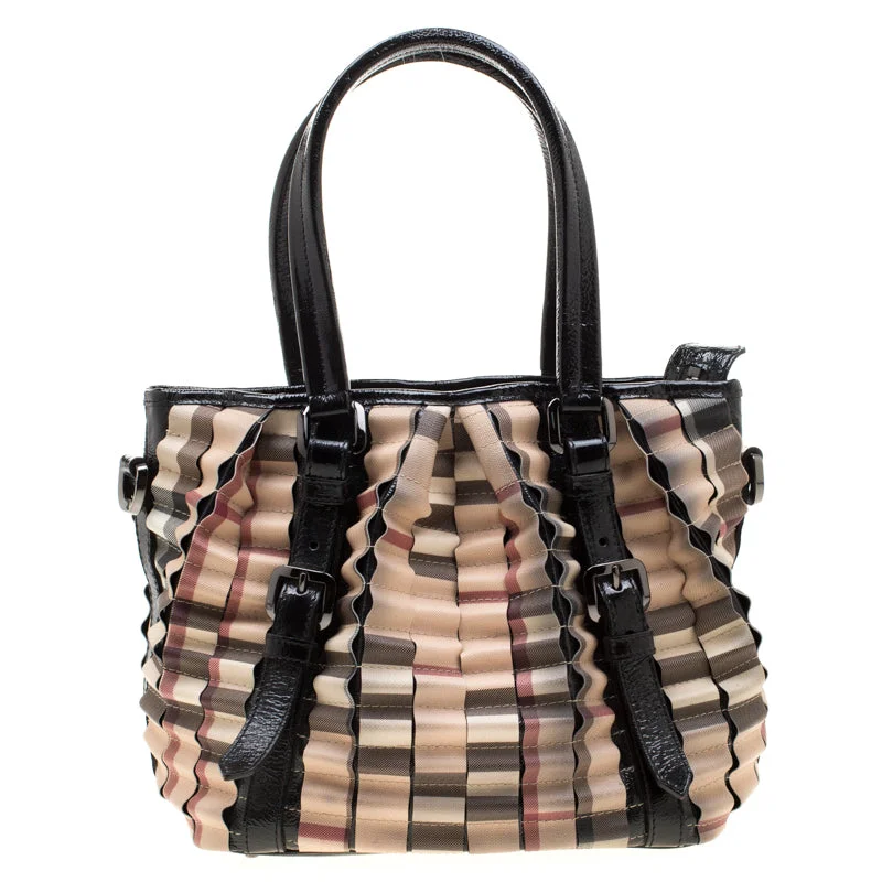 Best bags for business tripsBurberry Black/Beige Nova Check PVC and Patent Leather Cartridge Pleat Tote