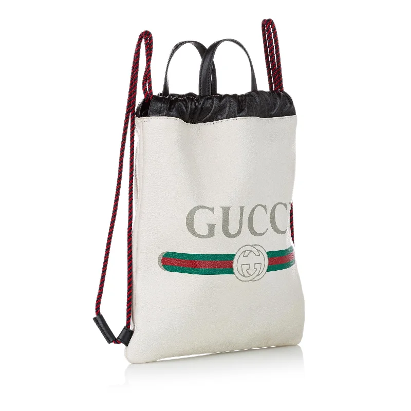 Luxury bags with chain strapsGucci Logo Drawstring Leather Backpack (25201)