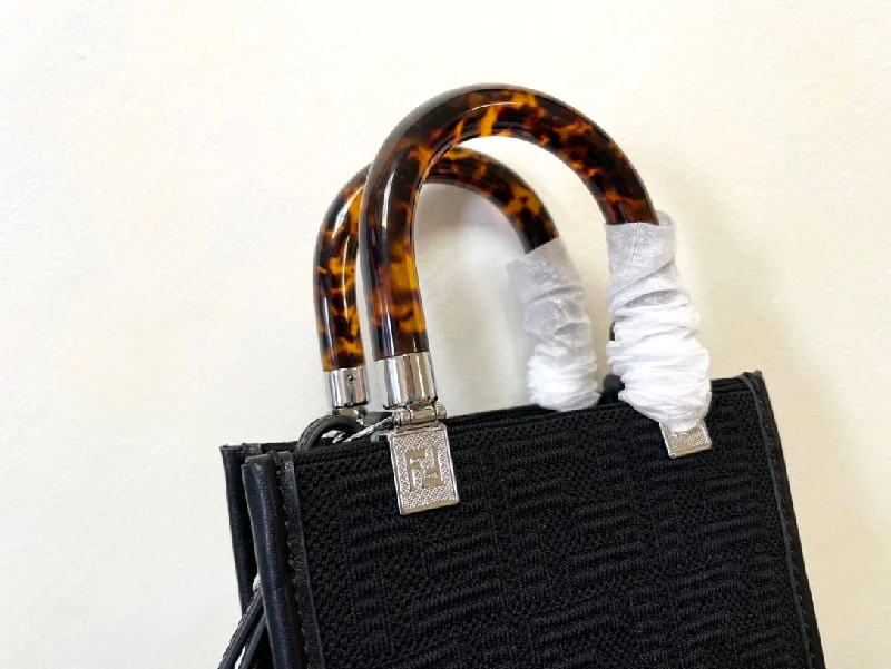 Vintage-inspired handbagsFendi Luxury Bag - FED - 288