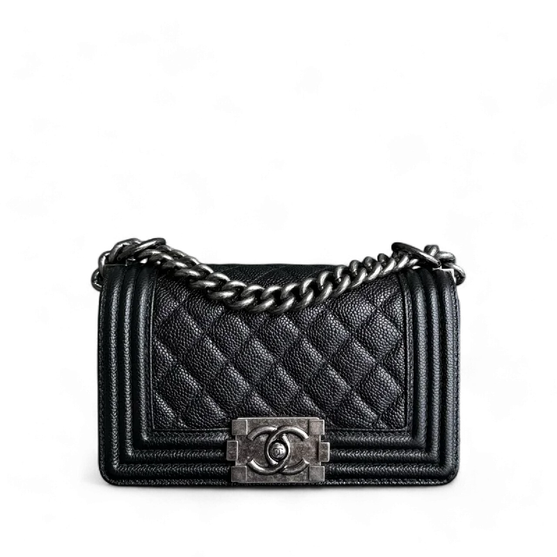 Lightweight duffle bags for gymChanel Boy Small - Caviar 20CM Quilted Black Ruthenium Silver Hardware Series 19