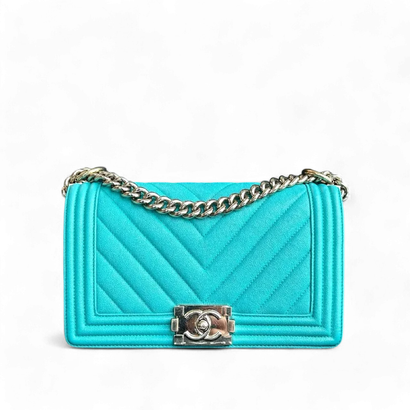 Durable leather bags for daily useCaviar Boy Old Medium 25CM Chevron Grained Calfskin Cyan Green Blue Light Golden Hardware Series 27