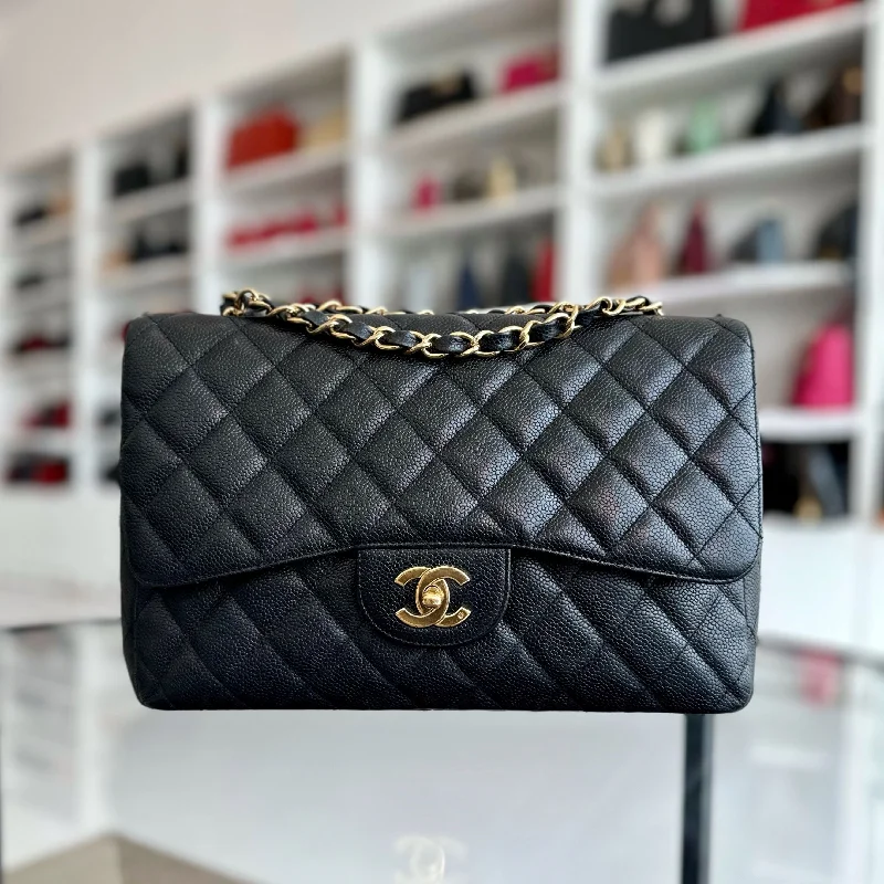 Luxury handbags 2025Caviar Jumbo Classic Flap Single Flap Black GHW No 12