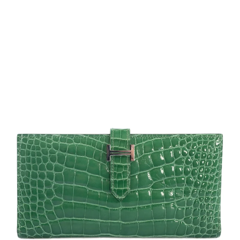 Stylish laptop bags for professionalsHermès Bearn Wallet Cactus Shiny Alligator Palladium Hardware