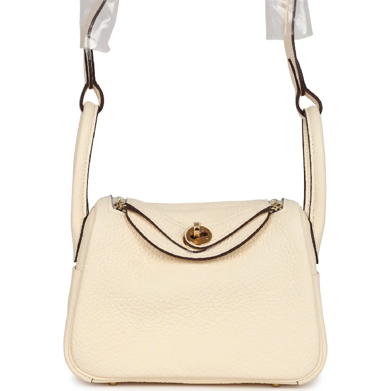 Trendy bucket bags for summerHermes Mini Lindy Nata Clemence Gold Hardware